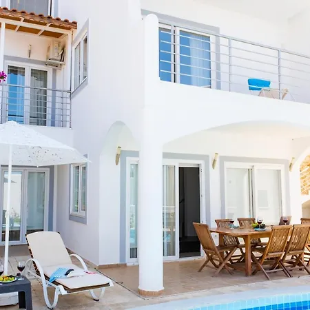 Villa Ayseguel